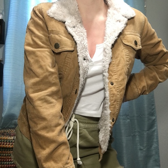 ⭐️SOLD⭐️Khaki Corduroy Jacket - Picture 5 of 11